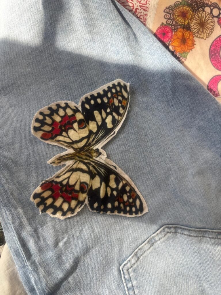 Butterfly Print Cotton Fabric Sew Onn Patch 6 x 5 Inch – SP0029